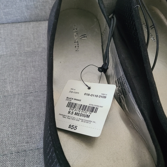 Pointed Flats Snake Skin size 9.5 - Picture 8 of 8